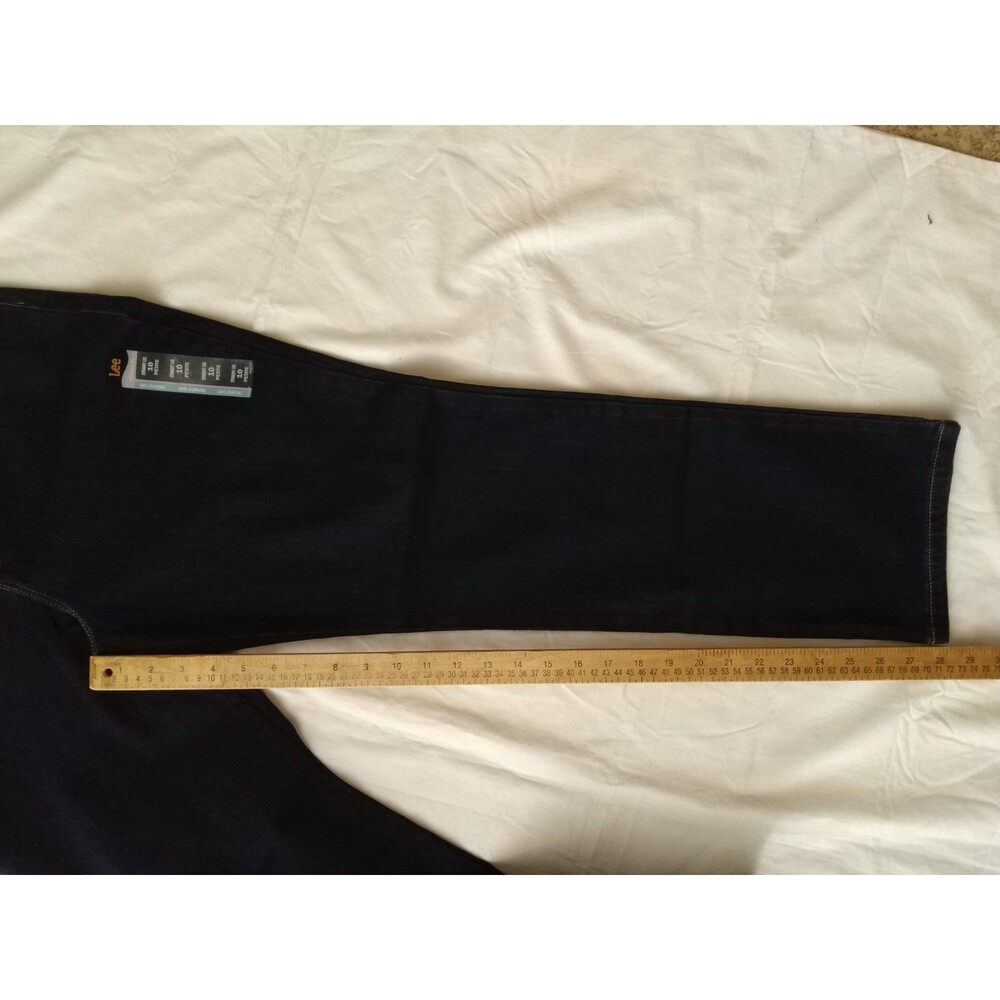 NWT Woman LEE Instantly Slims JEANS Sz 10 PETITE Dark Blue Straight Leg Relaxed - Picture 14 of 15